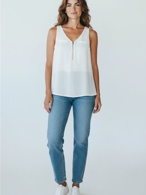 Express Cream Sleeveless V-Neck Zip-Front Blouse Petite Small